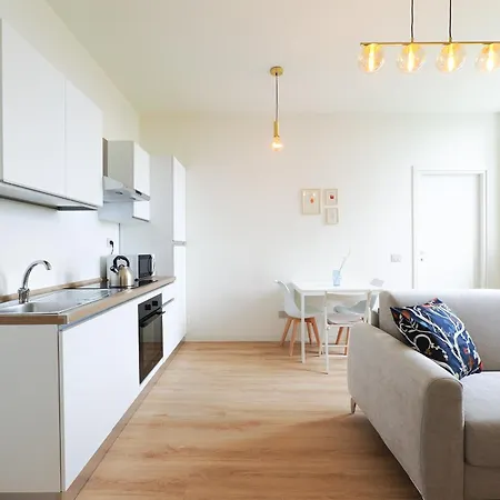 Apartment Primopiano - Patecchio