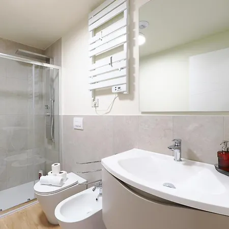 Primopiano - Patecchio Apartment *